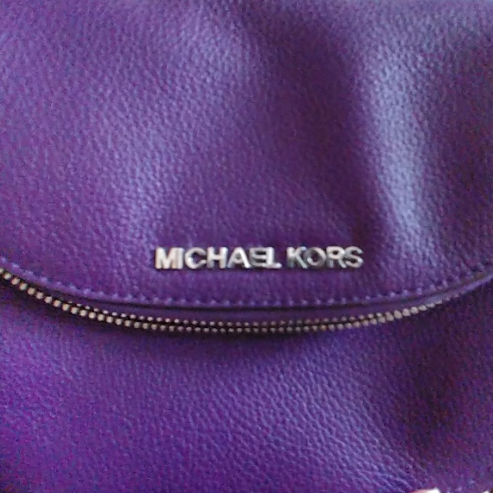Purse - Picture 2 of 2